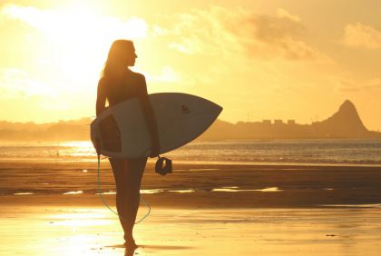 Sonnenuntergang Surfergirl Portugal